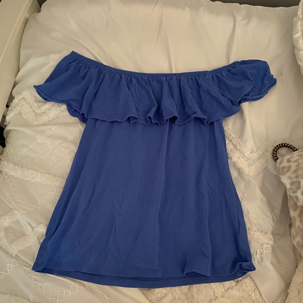 Vineyard vines top